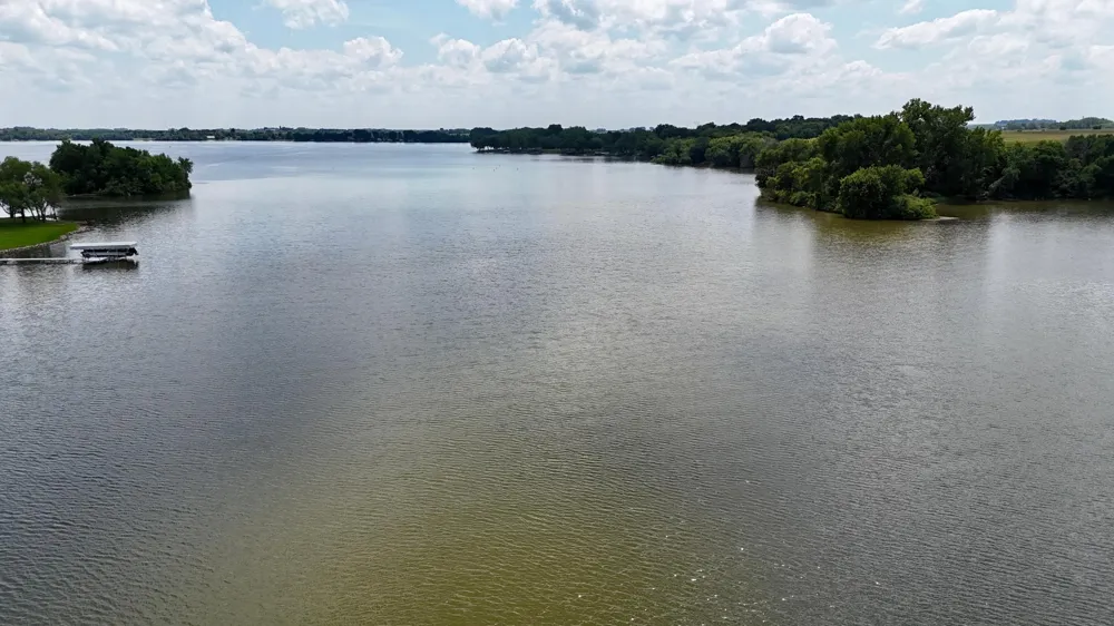 6 Edgewater Road Slayton, MN 56172