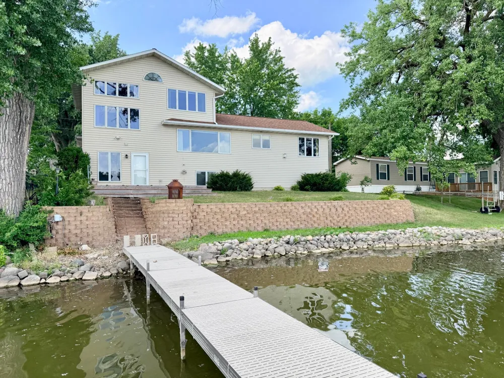6 Edgewater Road Slayton, MN 56172