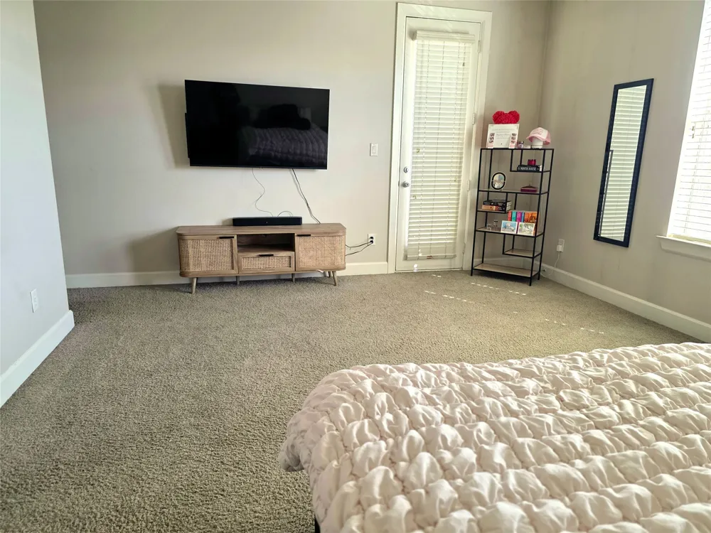 2800 Sandage Avenue #206 Fort Worth, TX 76109