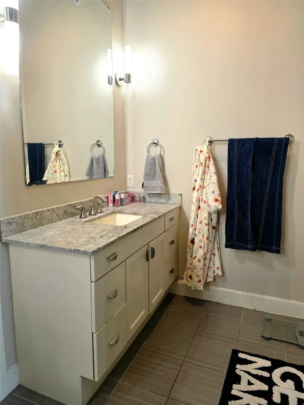 2800 Sandage Avenue #206 Fort Worth, TX 76109