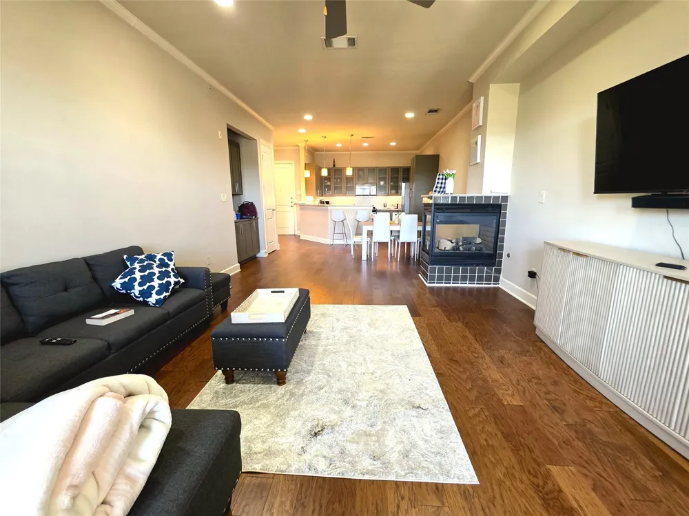 2800 Sandage Avenue #206 Fort Worth, TX 76109