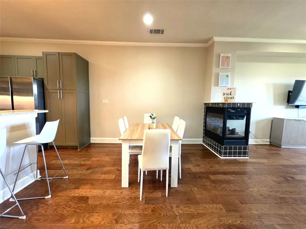 2800 Sandage Avenue #206 Fort Worth, TX 76109