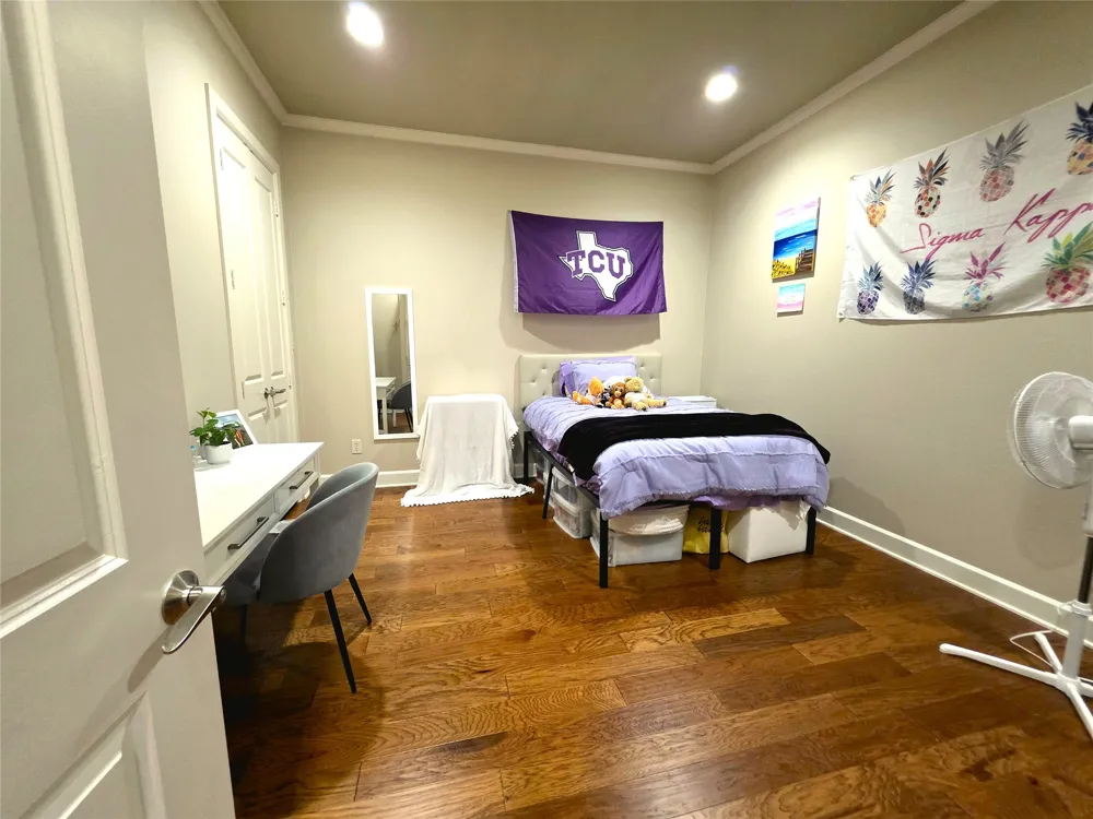 2800 Sandage Avenue #206 Fort Worth, TX 76109