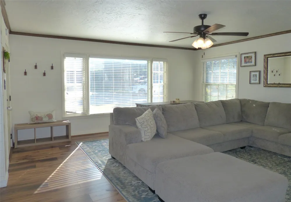 1031 11th Brady, TX 76825