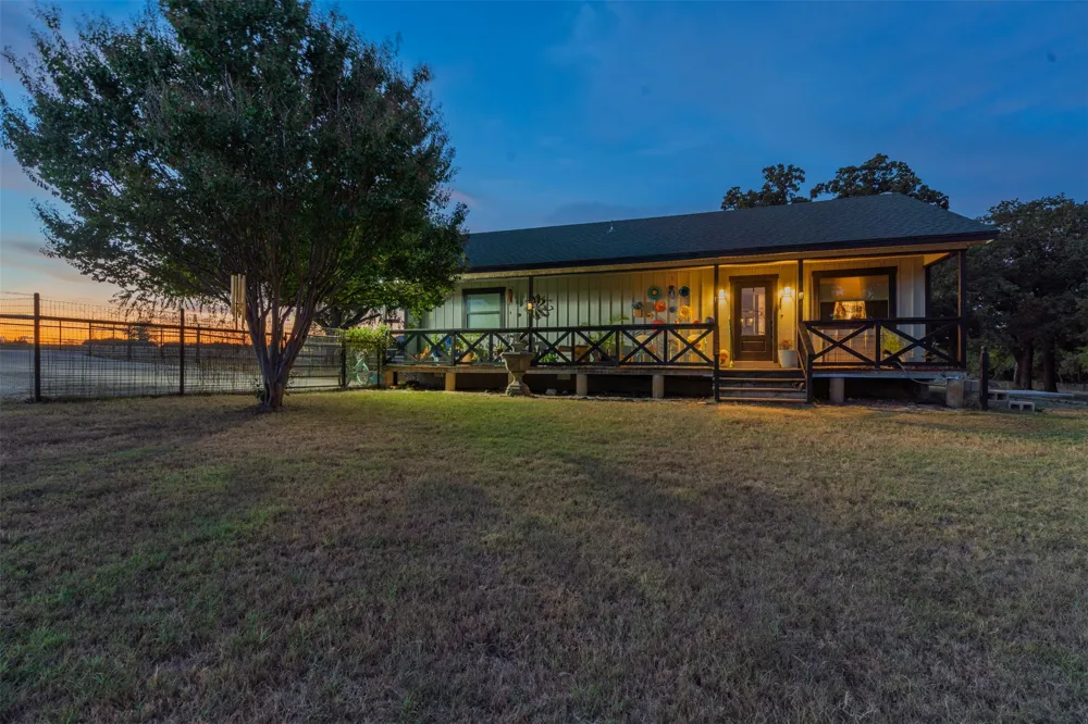 9700 Nix Road Tolar, TX 76476