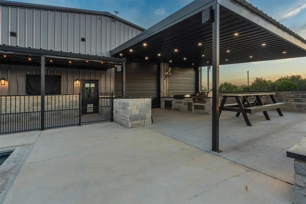 9700 Nix Road Tolar, TX 76476