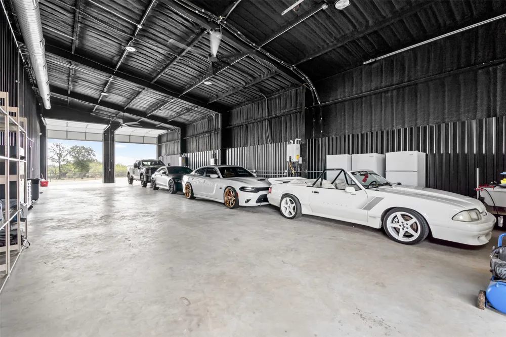 9700 Nix Road Tolar, TX 76476
