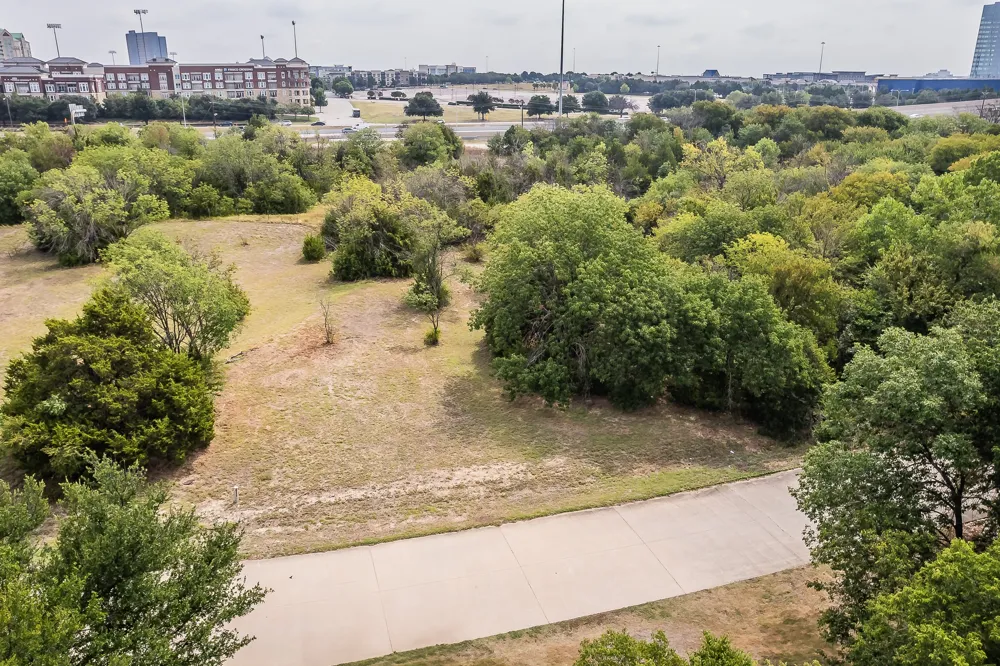 2240 Creekridge Drive Frisco, TX 75034