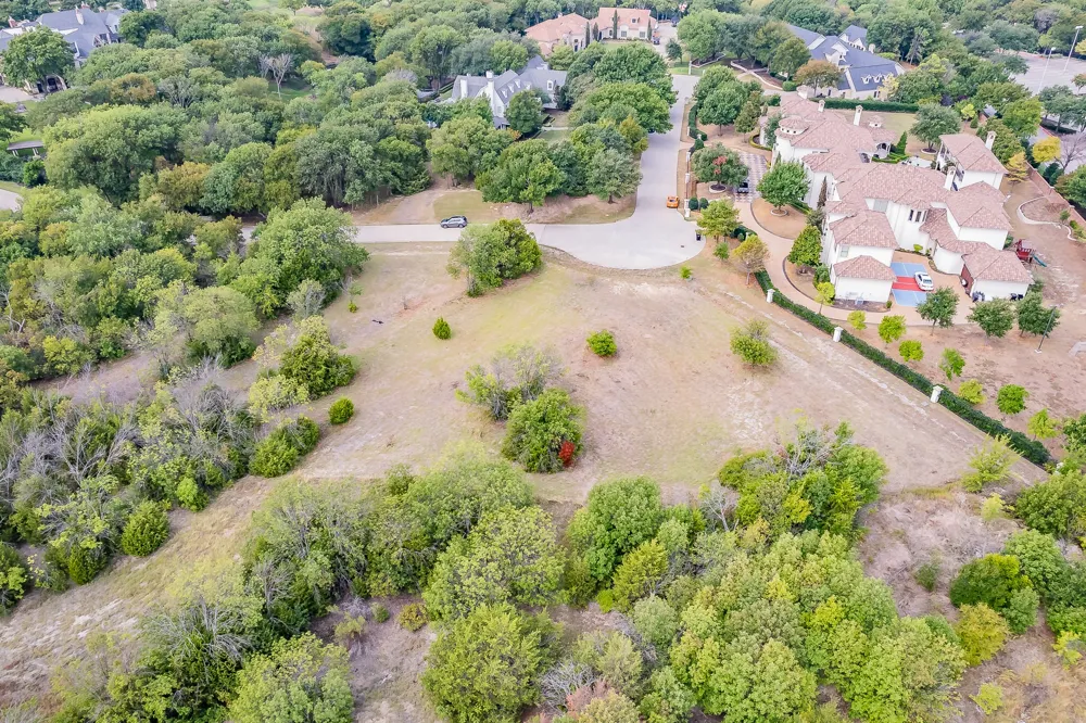 2240 Creekridge Drive Frisco, TX 75034
