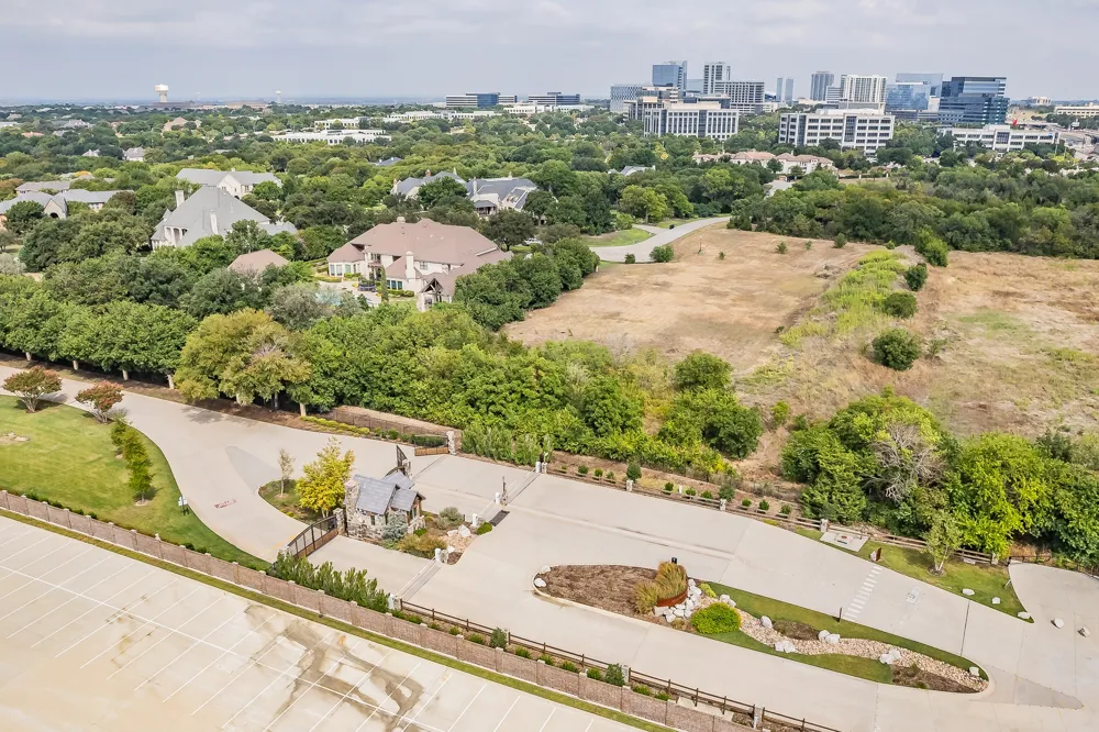2240 Creekridge Drive Frisco, TX 75034