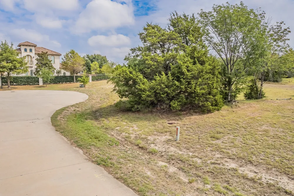 2240 Creekridge Drive Frisco, TX 75034