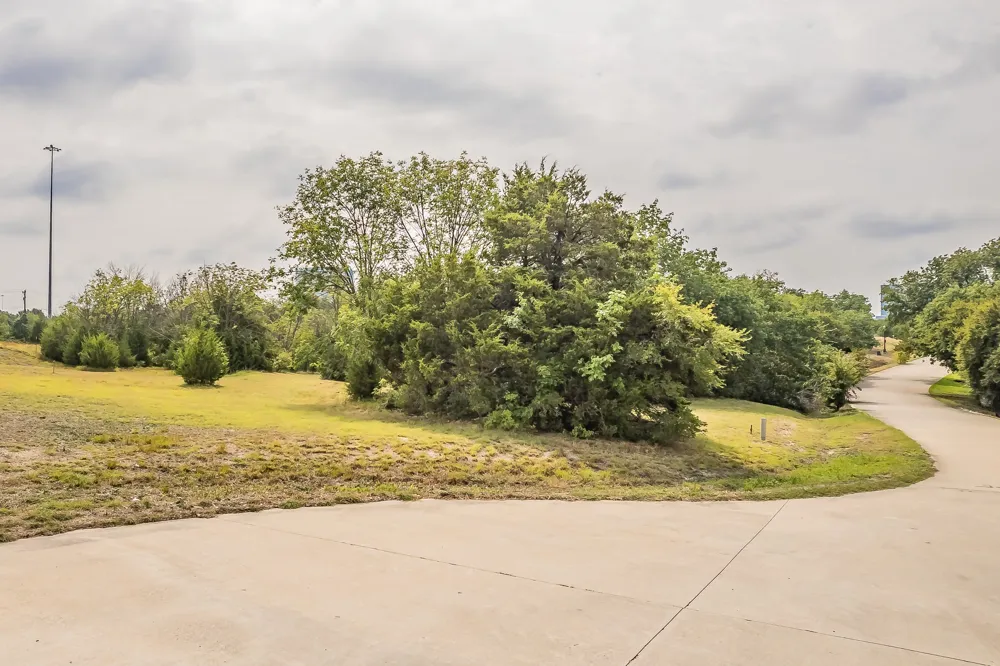 2240 Creekridge Drive Frisco, TX 75034