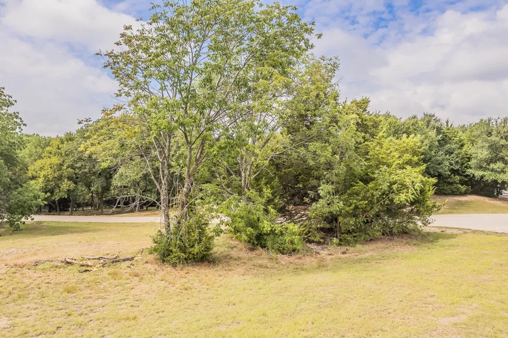 2240 Creekridge Drive Frisco, TX 75034