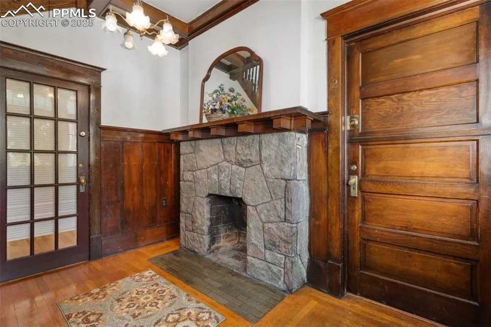 1215 Nevada Avenue Colorado Springs, CO 80903