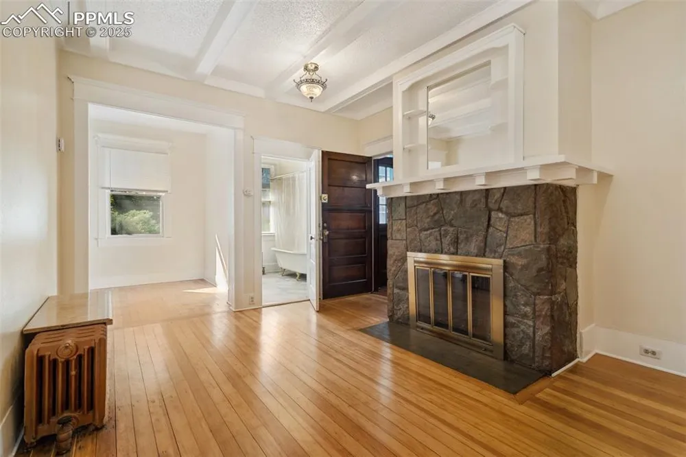 1215 Nevada Avenue Colorado Springs, CO 80903