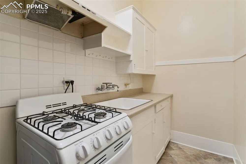 1215 Nevada Avenue Colorado Springs, CO 80903