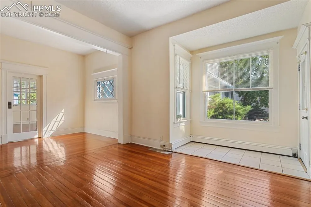 1215 Nevada Avenue Colorado Springs, CO 80903
