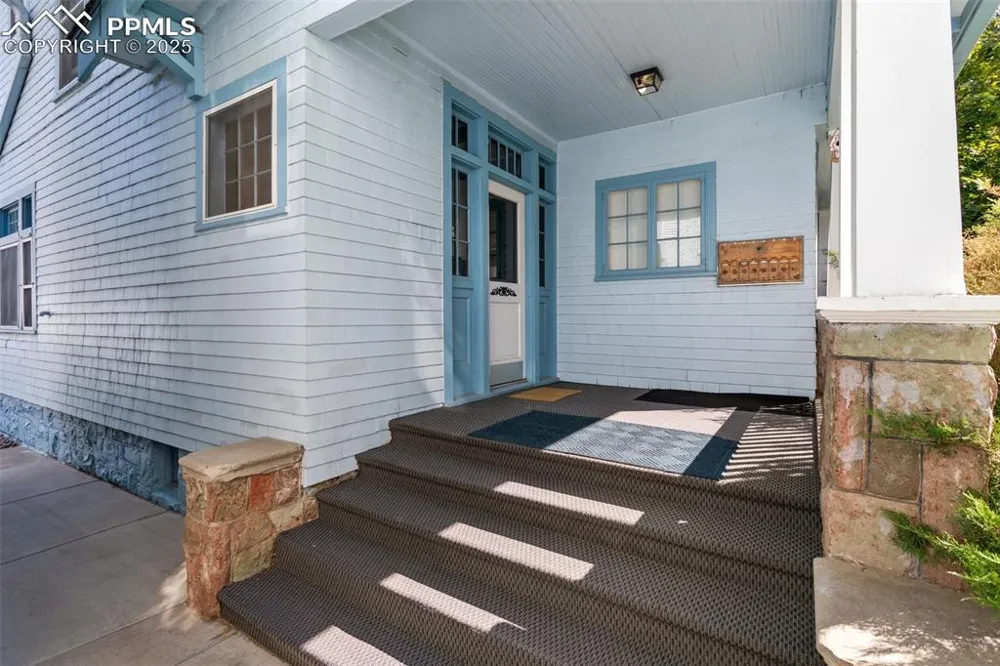 1215 Nevada Avenue Colorado Springs, CO 80903
