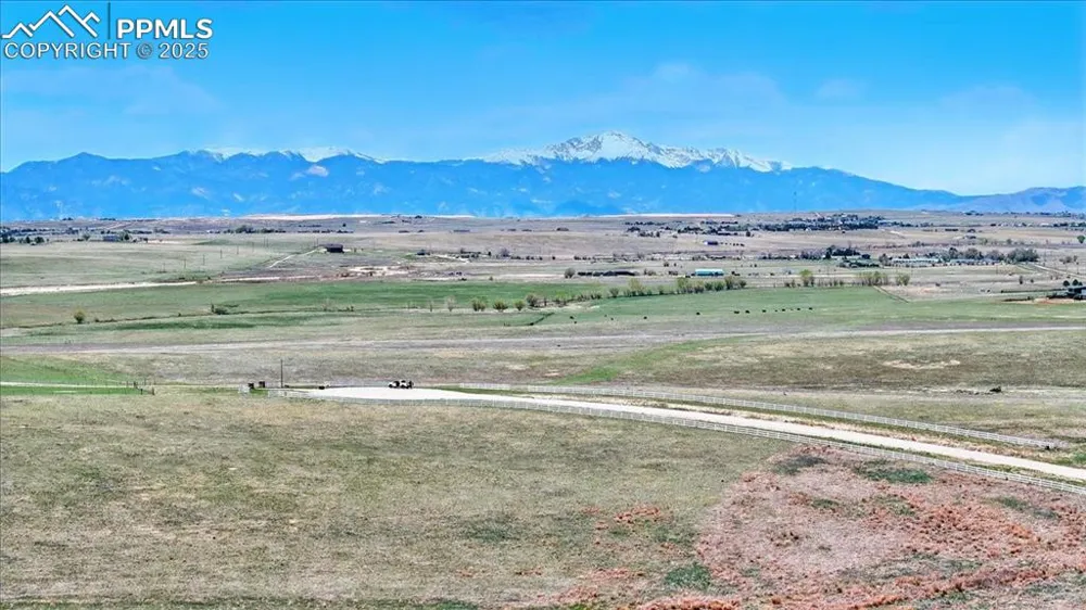 17946 Prairie Coach View Calhan, CO 80930