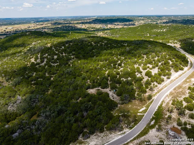 192 Dark Sky Path Kerrville, TX 78028