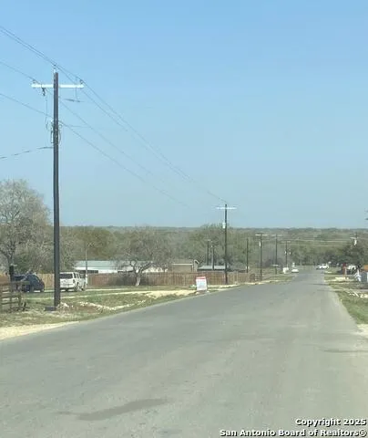 116 Rocky Ridge Poteet, TX 78065