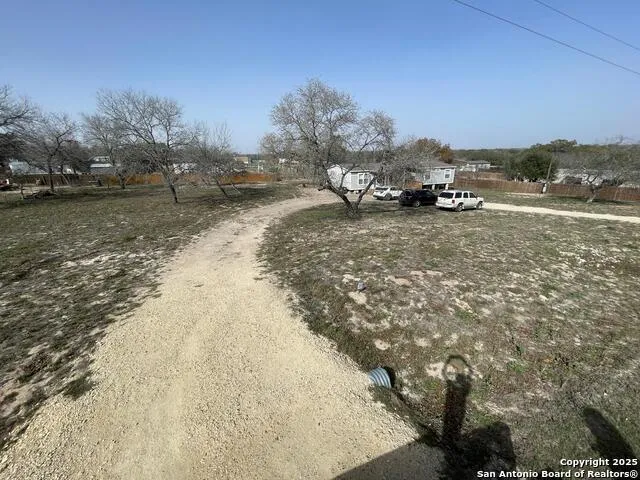 116 Rocky Ridge Poteet, TX 78065