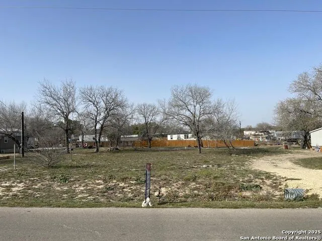116 Rocky Ridge Poteet, TX 78065