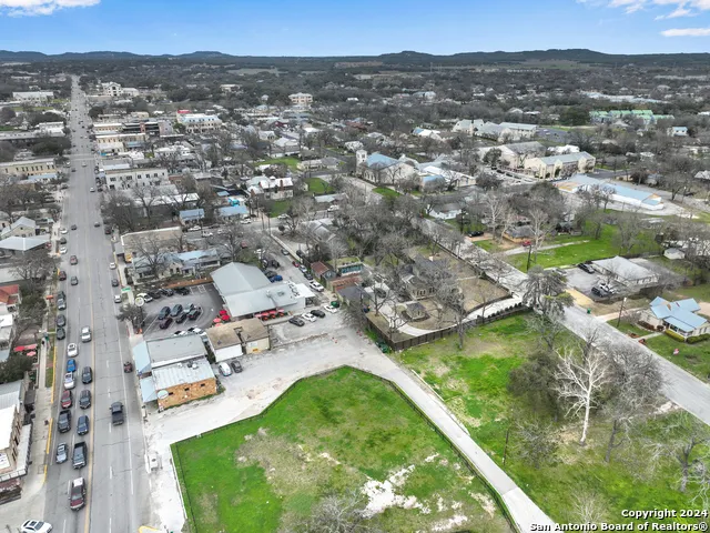 115 PECAN ST Boerne, TX 78006