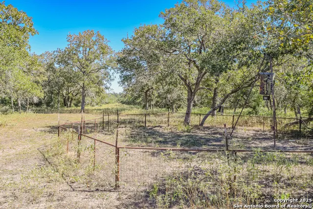 TBD FM 682 Yoakum, TX 77995