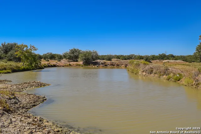 TBD FM 682 Yoakum, TX 77995
