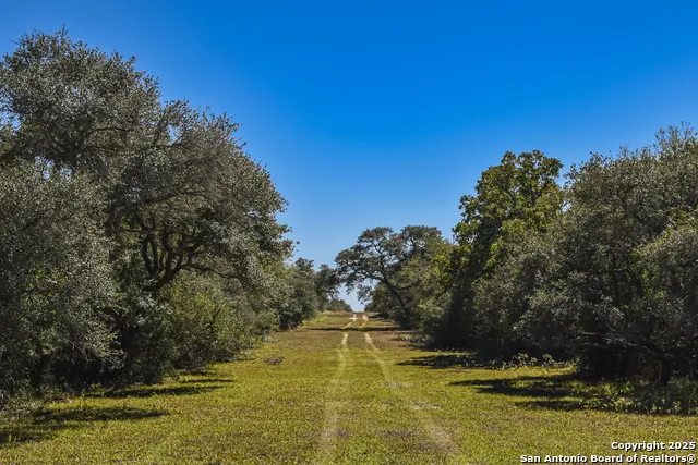 TBD FM 682 Yoakum, TX 77995