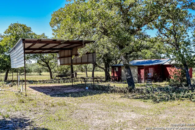 TBD FM 682 Yoakum, TX 77995