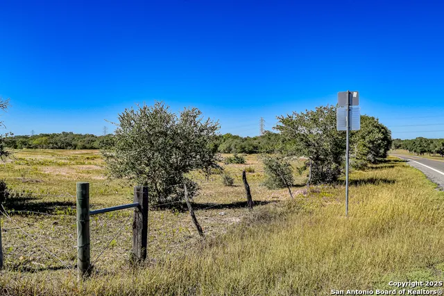 TBD FM 682 Yoakum, TX 77995