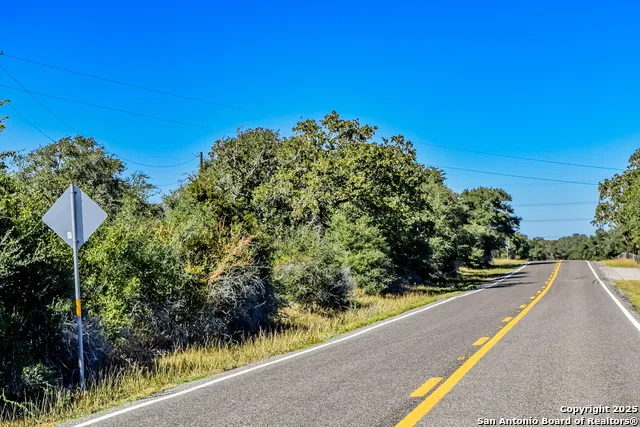 TBD FM 682 Yoakum, TX 77995