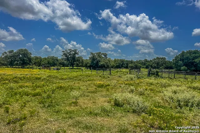 TBD FM 682 Yoakum, TX 77995