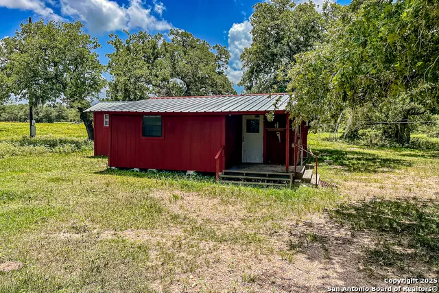 TBD FM 682 Yoakum, TX 77995