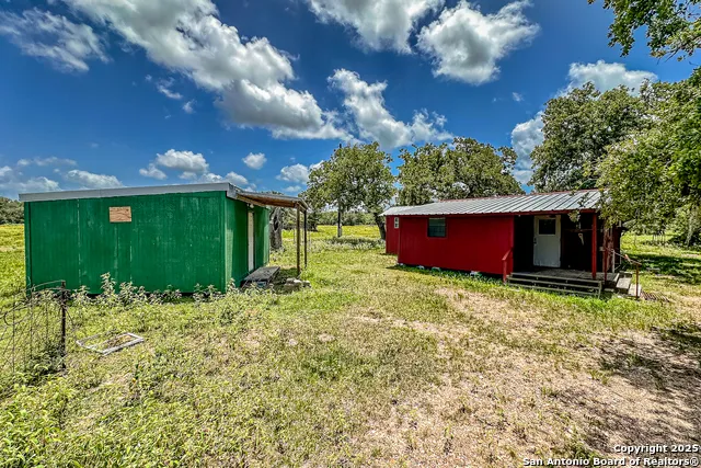 TBD FM 682 Yoakum, TX 77995