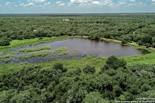 TBD FM 682 Yoakum, TX 77995