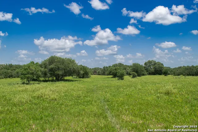 TBD FM 682 Yoakum, TX 77995