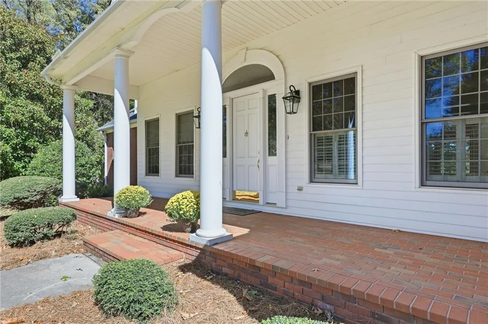6752 Shoal Creek Road Clermont, GA 30527