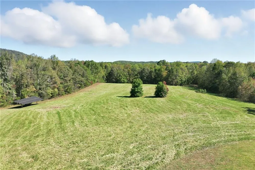 6752 Shoal Creek Road Clermont, GA 30527
