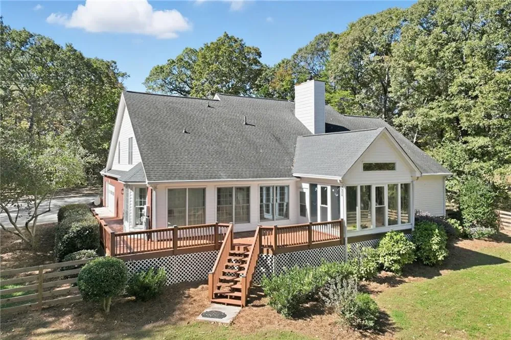 6752 Shoal Creek Road Clermont, GA 30527