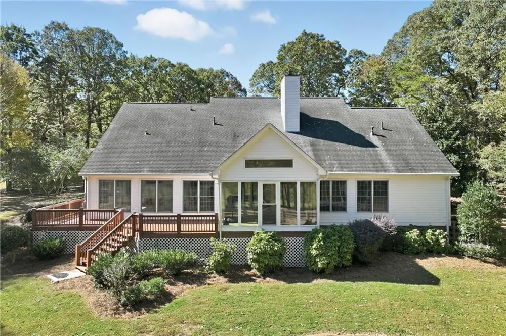 6752 Shoal Creek Road Clermont, GA 30527