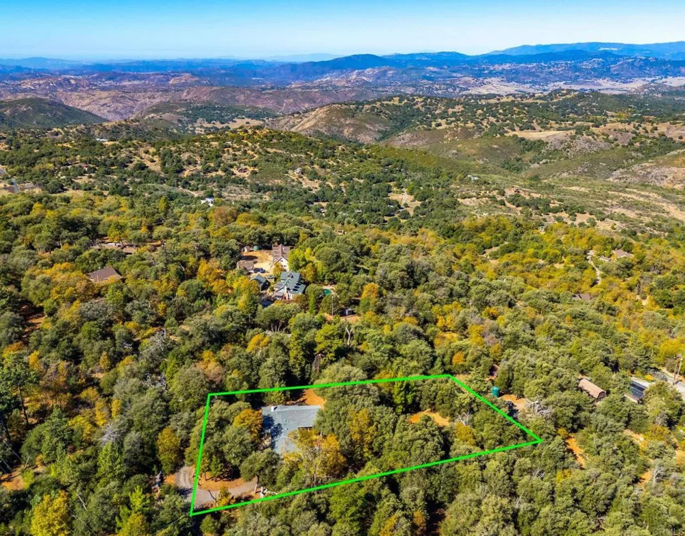 3102 Pera Alta Drive Julian, CA 92036