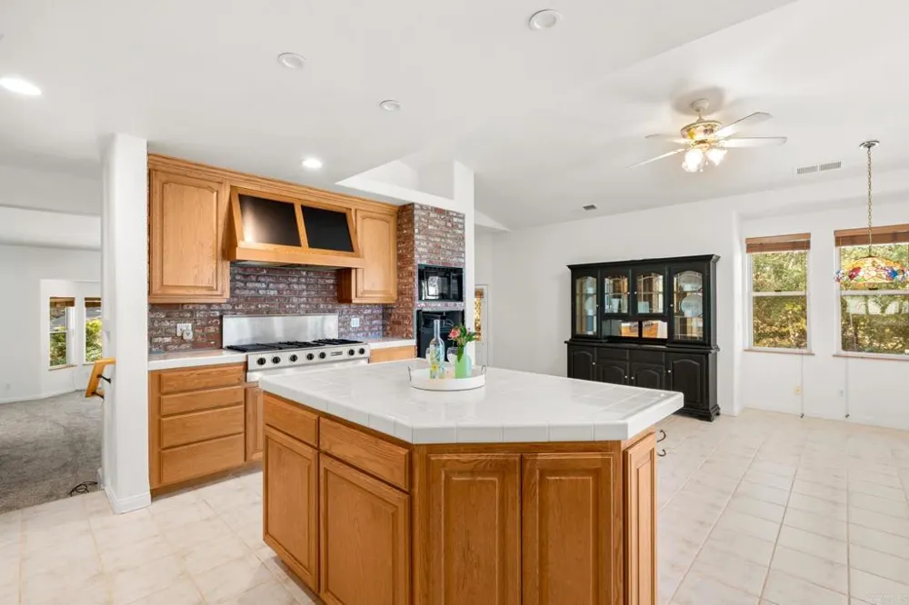 3102 Pera Alta Drive Julian, CA 92036