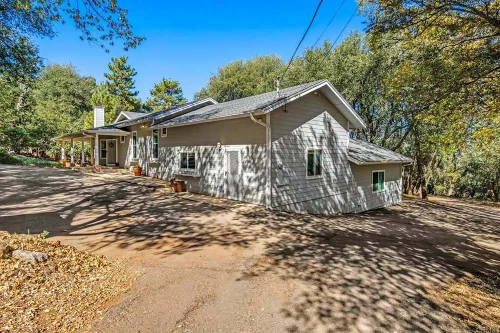 3102 Pera Alta Drive Julian, CA 92036
