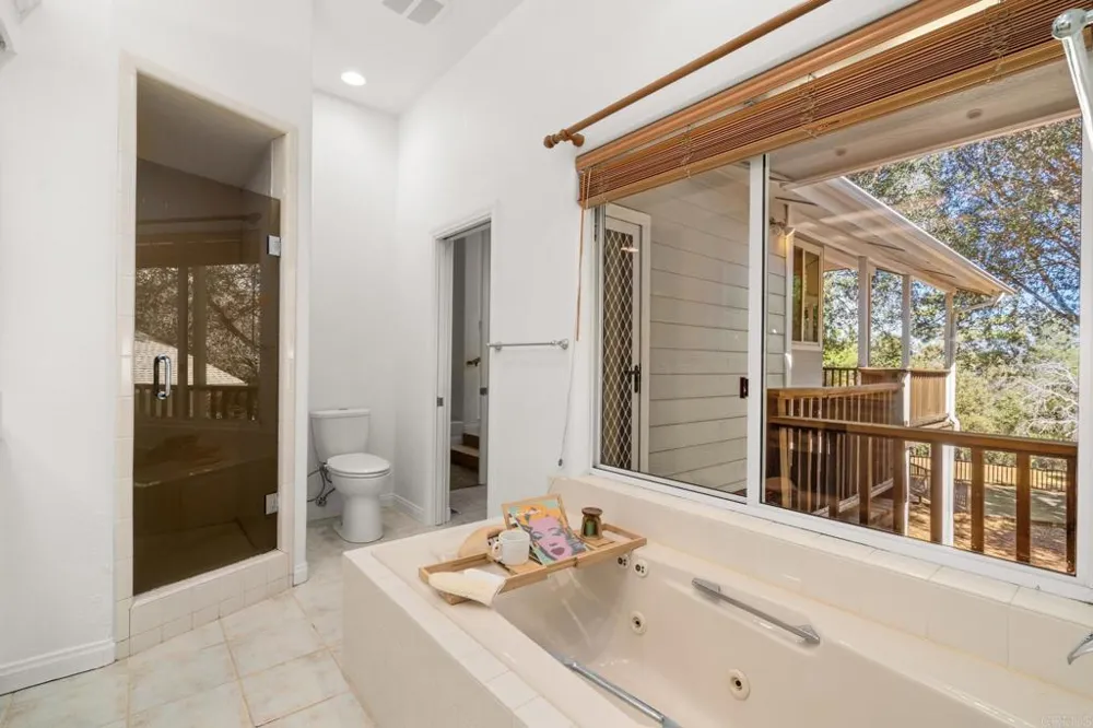 3102 Pera Alta Drive Julian, CA 92036
