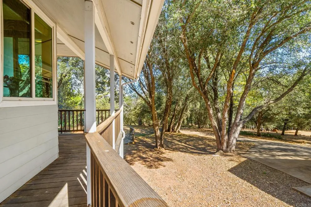 3102 Pera Alta Drive Julian, CA 92036