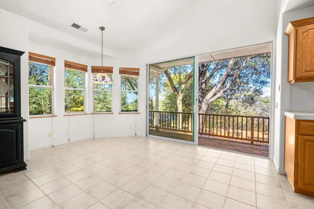 3102 Pera Alta Drive Julian, CA 92036
