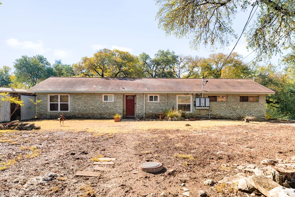 2105 Allred Drive Austin, TX 78748